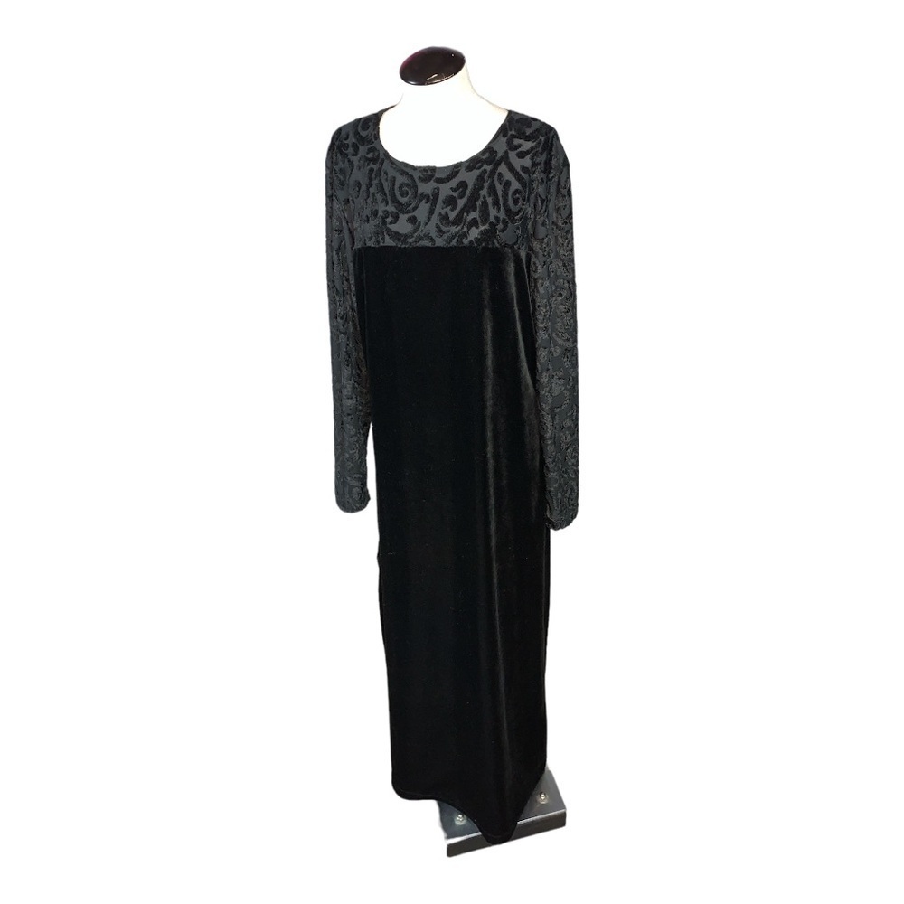 Vintage Diane von furstenberg medium black maxi dress velvet textured whimsigoth
